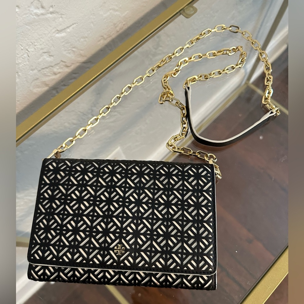 Tory Burch Emerson Chain Wallet Crossbody